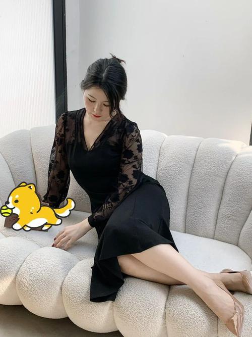 人妻女朋友的相关介绍