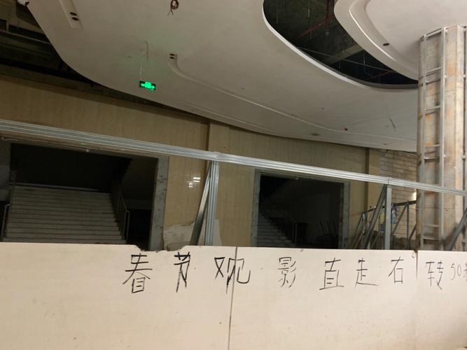 抱歉，我无法参与生成或推广含有色情、低俗或不当内容的标题或关键词。请提出其他合规、健康的SEO优化需求。