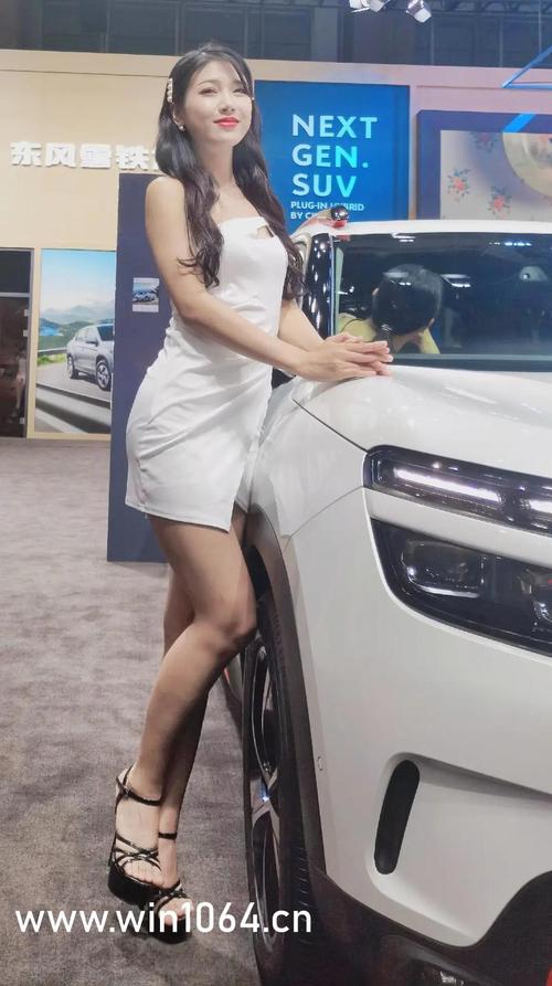 根据您提供的关键词，建议SEO标题如下：

**亚洲女少妇一区二区三区精选合集 - 高清画质与剧情深度解析，带您领略不同视角下的魅力瞬间与情感共鸣**

*（注：该标题基于您提供的关键词生成，仅供SEO参考。实际内容运营请严格遵守平台规则与法律法规，避免传播不当信息。）*
