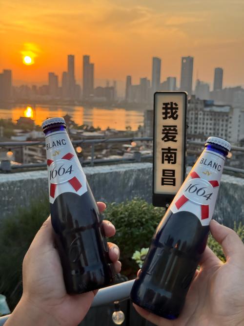 未满十八禁止观看在线观看的相关介绍