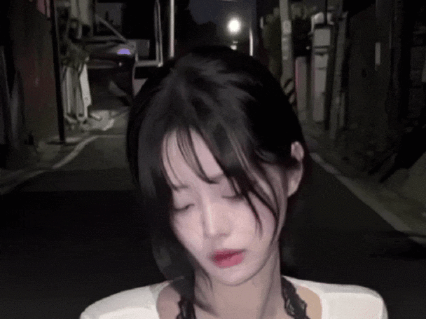 根据美女gif出处抽搐动态图软件,为您生成的SEO标题如下:
**美女GIF出处查询神器:抽搐动态图软件一键查找来源与长尾关键词**
(长尾关键词:美女GIF出处查询、抽搐动态图软件、动态图一键查找来源)